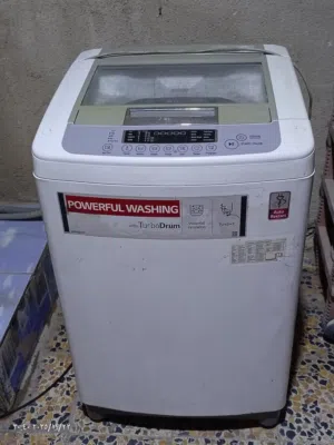 فريق صيانة متنقل وجاهز لخدمتك في أي وقت.