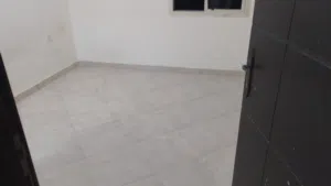 للايجار شقه عزاب في الرفاع الشرقي  bachelor flat in Riffa