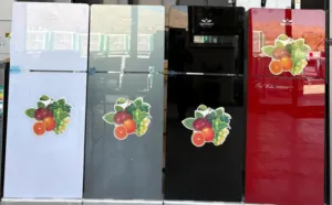 ثلاجة تويوست 8 قدم و توصيل مجاني