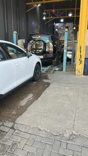 السلام عليكم  جيتور T2 كفالة عامةبيه رصعه pdr مسوية وفطر بلدعامية الخلفية مغلفة ppf ومضللة رقم اربيل