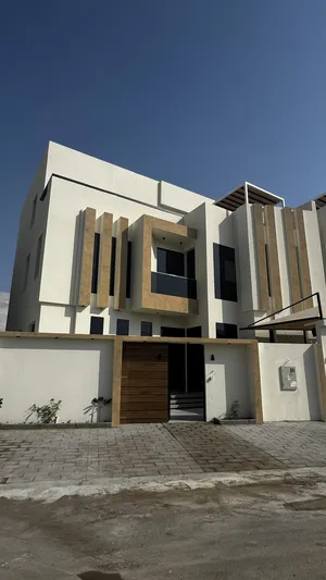 426 m2 More than 6 bedrooms Villa for Sale in Muscat Al Khoud