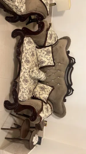 طقم كنب من شهوان للبيع