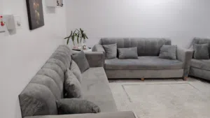 كنب للبيع نظيف