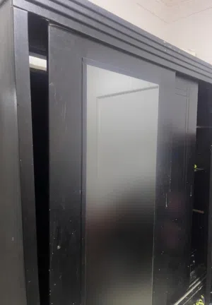 للبيع دولاب جرار 2 باب