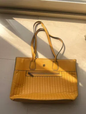 Large Mustard Yellow Shoulder Bag - Natural Leather brand
