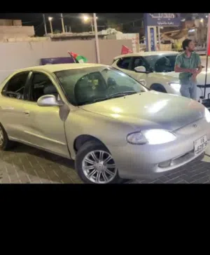 هونداي افانتي عادي قير اتوماتيك موديل 1996