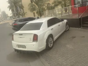 Used Chrysler 300 in Farwaniya