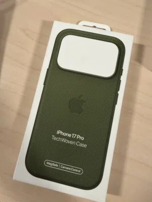 GENUINE Apple TechWoven case Green for 17 pro