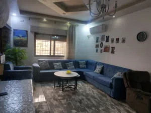 180 m2 More than 6 bedrooms Apartments for Sale in Zarqa Al Zarqa Al Jadeedeh