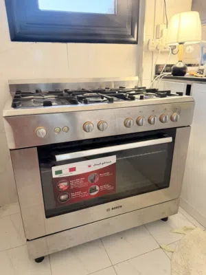 BOSCH italy stove size 90*60 in good condition