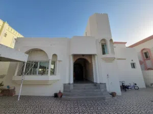 300 m2 3 Bedrooms Townhouse for Sale in Muscat Ruwi
