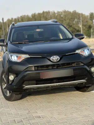 تويوتا راف 4 خليجي أربعة سلندر  فتحة سقف بصمة Toyota RAV 4 2016 VX  sunroof