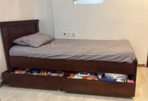 Bed fpr sale
