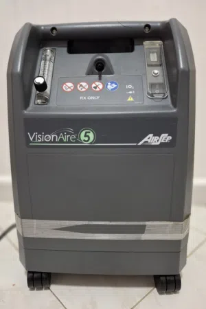 oxygen concentrator air sep vision 5 last model almost new جهاز اكسجين للتنفس  جديد  بحال الوكاله