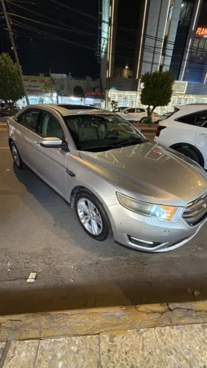Ford taurus 2014