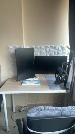 بيسي مع سيت اب كاملل الشاشه الي بل طول غير محسوبه شامل كل شي بجوده عاليه بسعر الي تباه مطلوب 1500