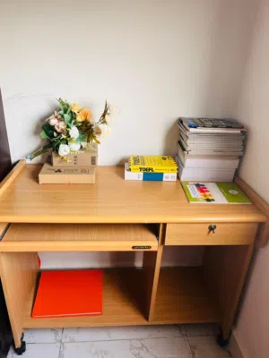 Computer Table for sale