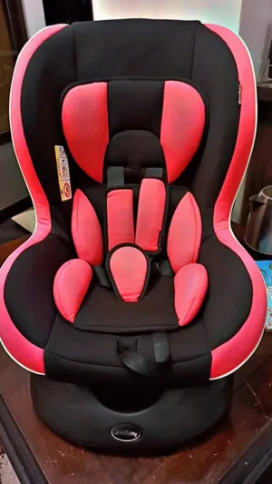 كرسي سياره +كوت بيبي Goodbaby الغنيه عن التعريف