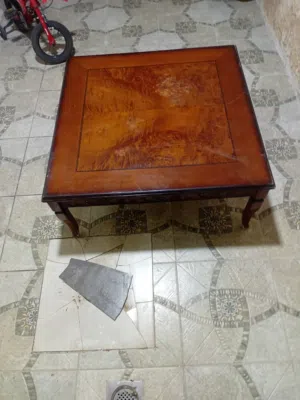 طاولة غرفة ضيوف للبيع