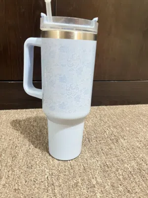 كوب رياضة نضيف جديد