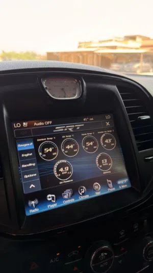 كرايسلر SRT موديل 2014 خليجي