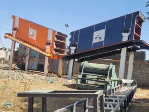 كسارات جبال بجميع النواع جاهزه لاتشغيل ومصانع البلك والخرسانات