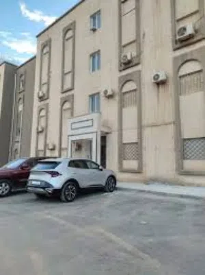 شقة في عمارات الضمان ارض لملوم الدور الاول علوي نظيفة جدا وموقع مميز اقرا الاعلان