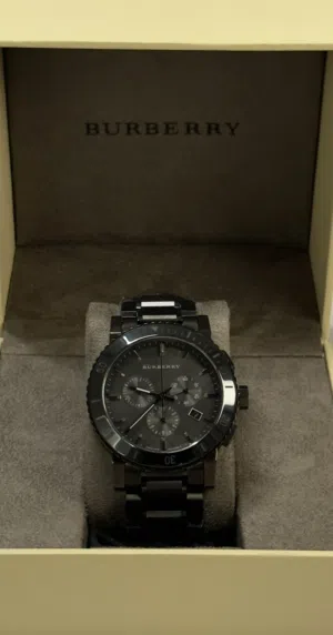 ساعة بيربري جديدة Gunmetal