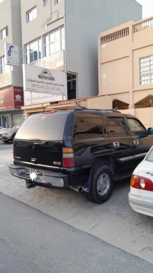 Used GMC Yukon in Central Governorate