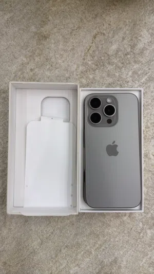 Apple iPhone 15 Pro 256 GB in Al Riyadh