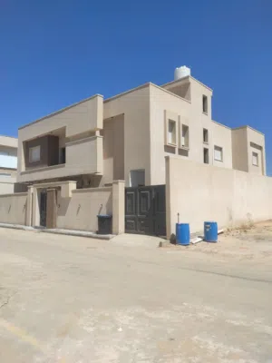 600 m2 More than 6 bedrooms Townhouse for Sale in Tripoli Salah Al-Din