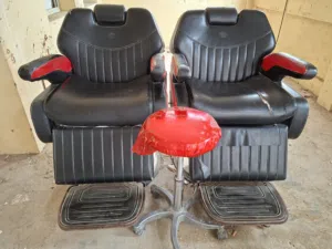 4 كراسي حلاق وصالون 2 كبار 2 صغار مع كرسي  صغير