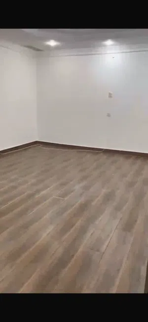 شقه دور اول للايجار