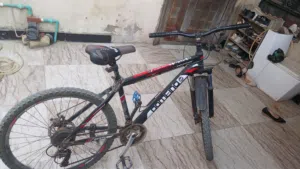 بايسكل جبلي حجم 27 نضيف مستعمل السعر 125الف وبي مجال مكاني البصره الابله مقابيل مدرسه الرابعه العدوي