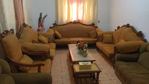 ‏أثاث غرف جلوس ‏.‏ مستعمل‏3