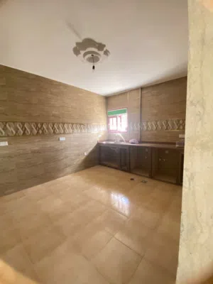 متوفر عرض للايجار    الموقع الرحبه  فيلا علي 4طوابق