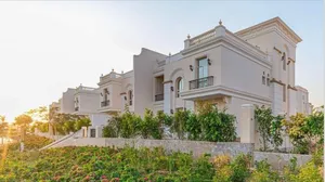 5 Bedrooms . 5+ Bathrooms . 320 m22