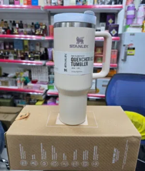 BRAND NEW Stanley x Starbucks Red 40oz Quencher Cup Available At Low Price.Free Delivery All UAE