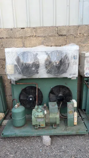 كمبريسرات مع الوحدات الداخليه وغرف التبريد