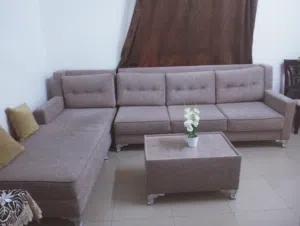 good condition living room