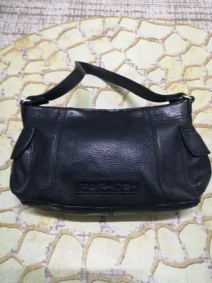 شنطة وحقيبة جلدية فاخرة وانيقة FOSSIL فوسيل للسيدات مصنوعة من الجلد الأصلي الطبيعي 100 ٪