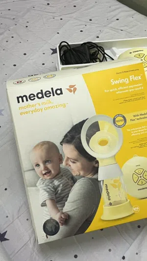 للبيع جهاز شفط حليب من ميديلا (Medela) مستعمل استخدام خفيف ونظيف جدًا