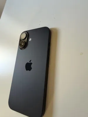 IPhone 16 black