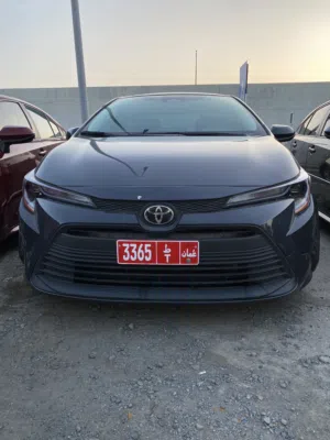 Sedan Toyota in Muscat