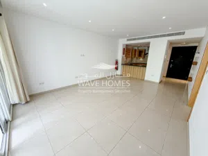 1 Bedroom Apartment for Sale in Al Mouj Muscat - شقة واسعة بغرفة نوم واحدة للبيع في الموج