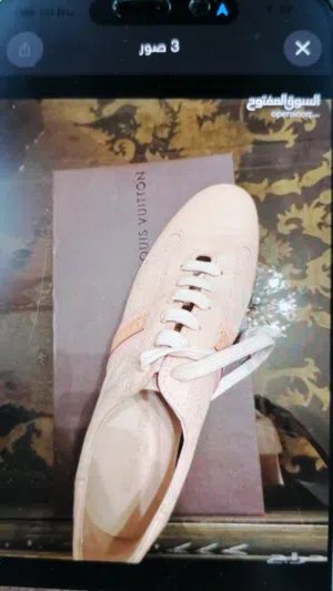 حذاء رياضي لويس فيتون نسائي زهري