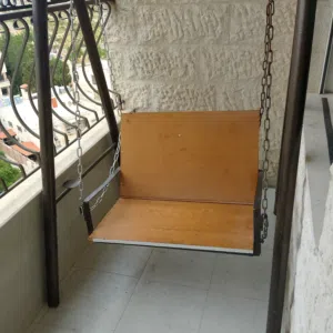 مرجيحة عملية للبيع بسعر مغري