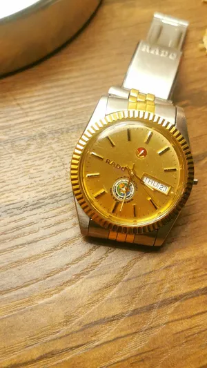 Rado . Analog Quartz . Gold2