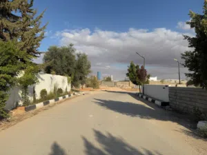 قطعة ارض في حي نافو