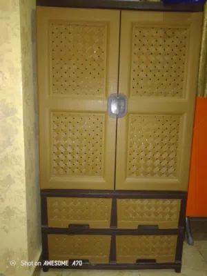 خزانه للبيع جديده استعمال يومين